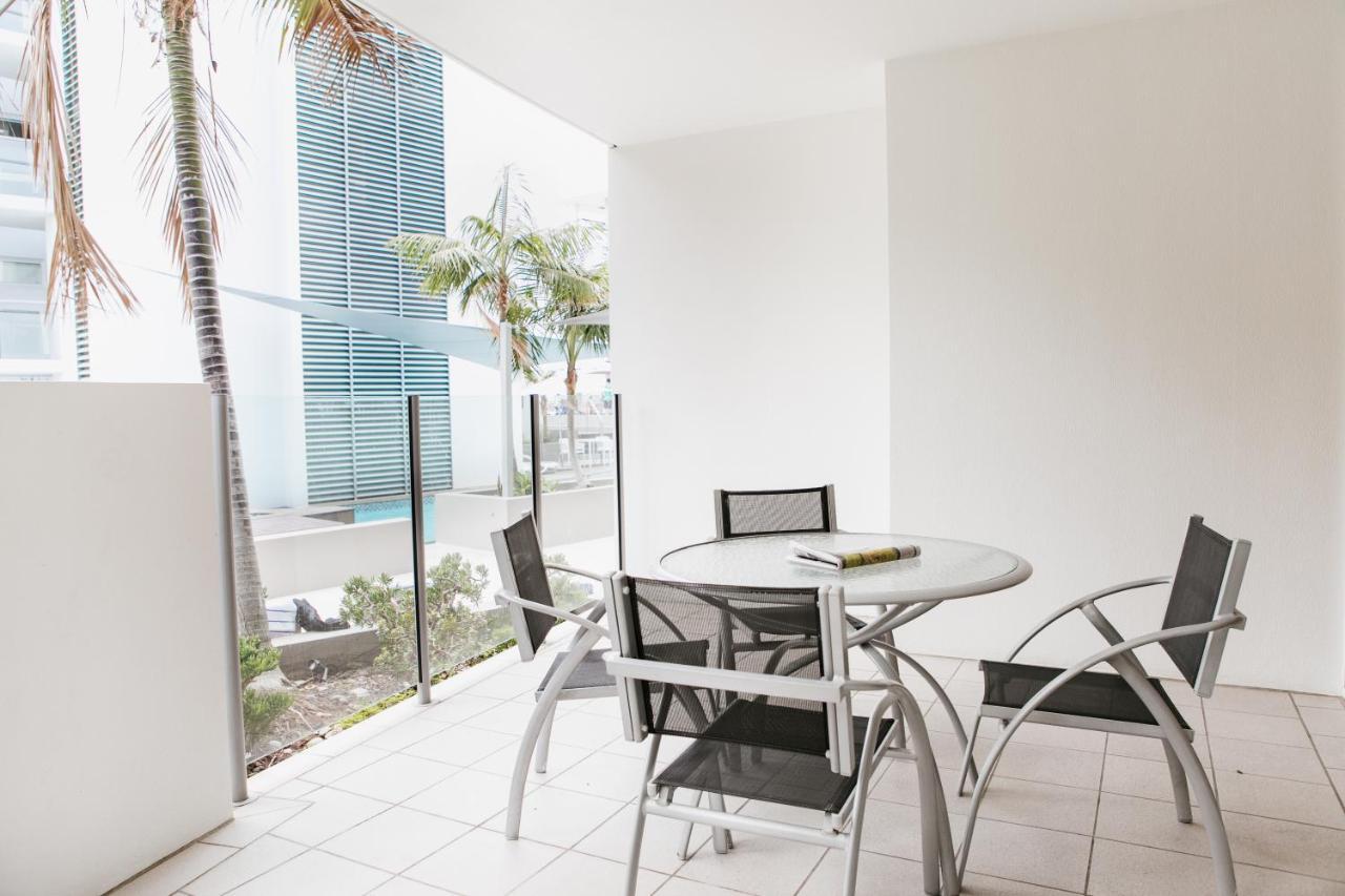 Rumba Beach Resort Caloundra Bagian luar foto