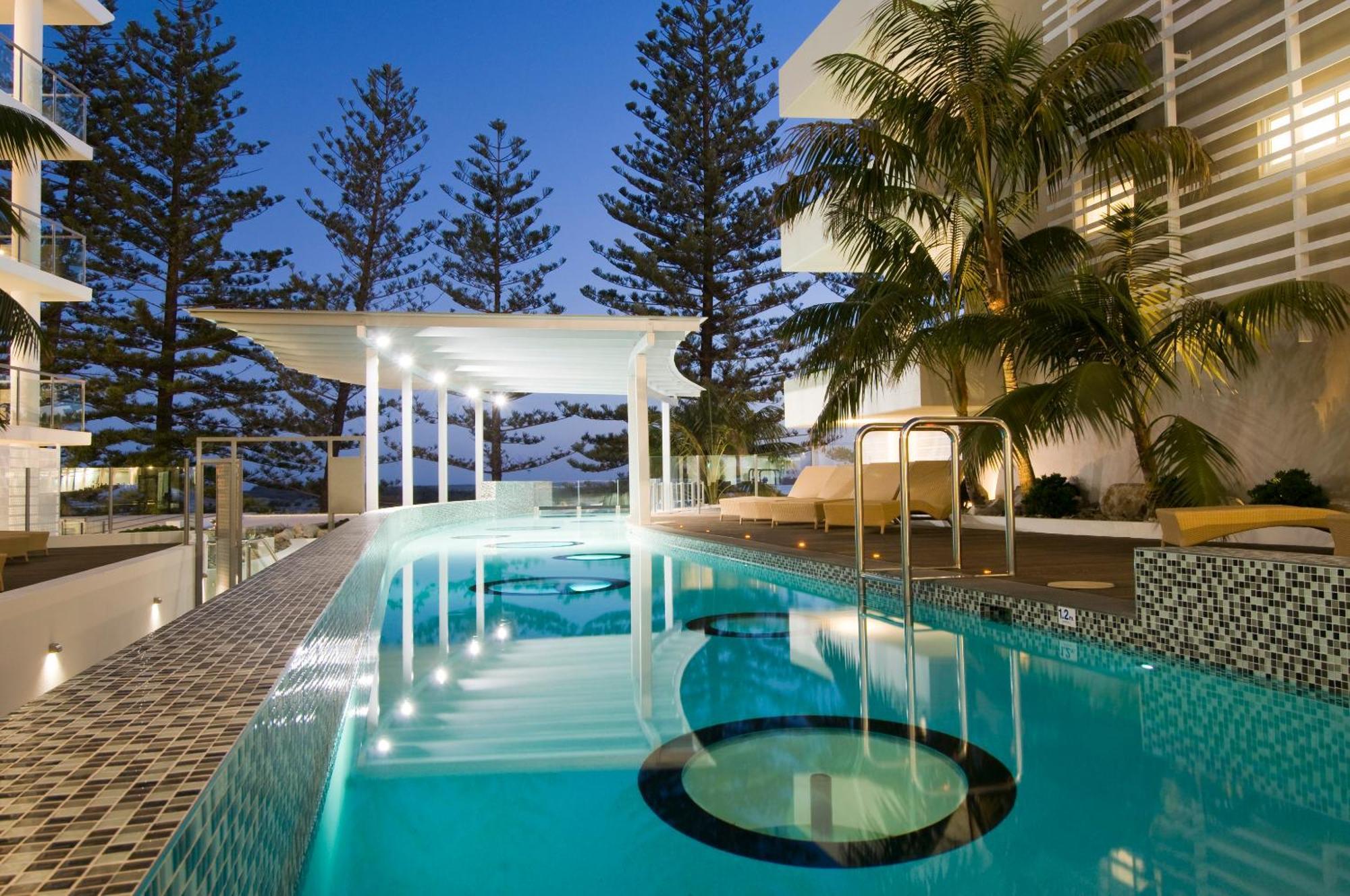 Rumba Beach Resort Caloundra Bagian luar foto The pool at the W Hotel, Brisbane