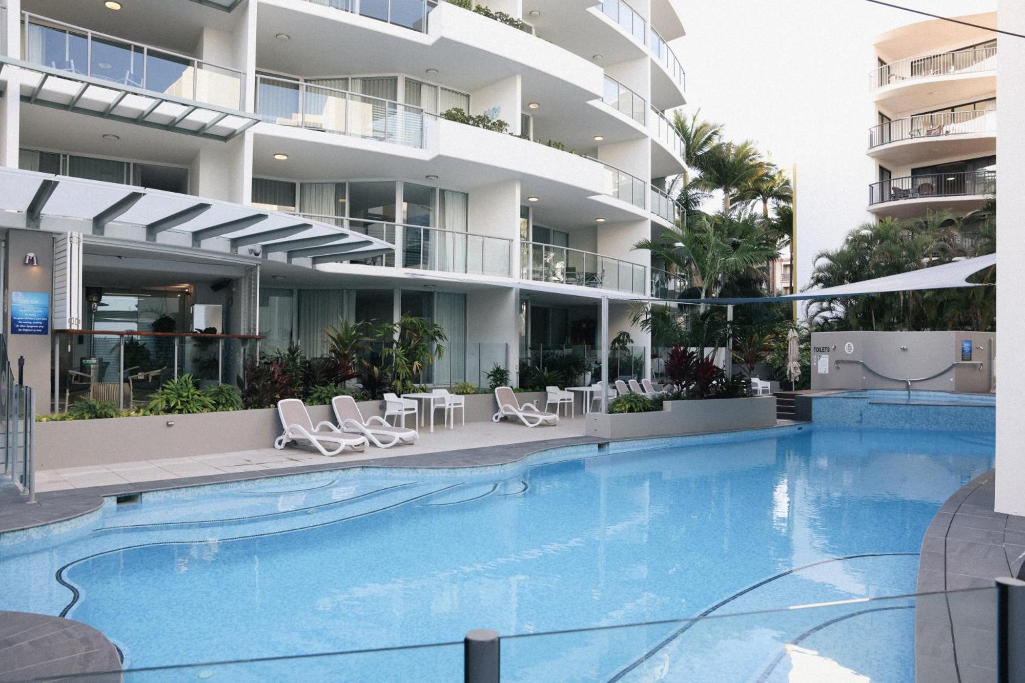Rumba Beach Resort Caloundra Bagian luar foto